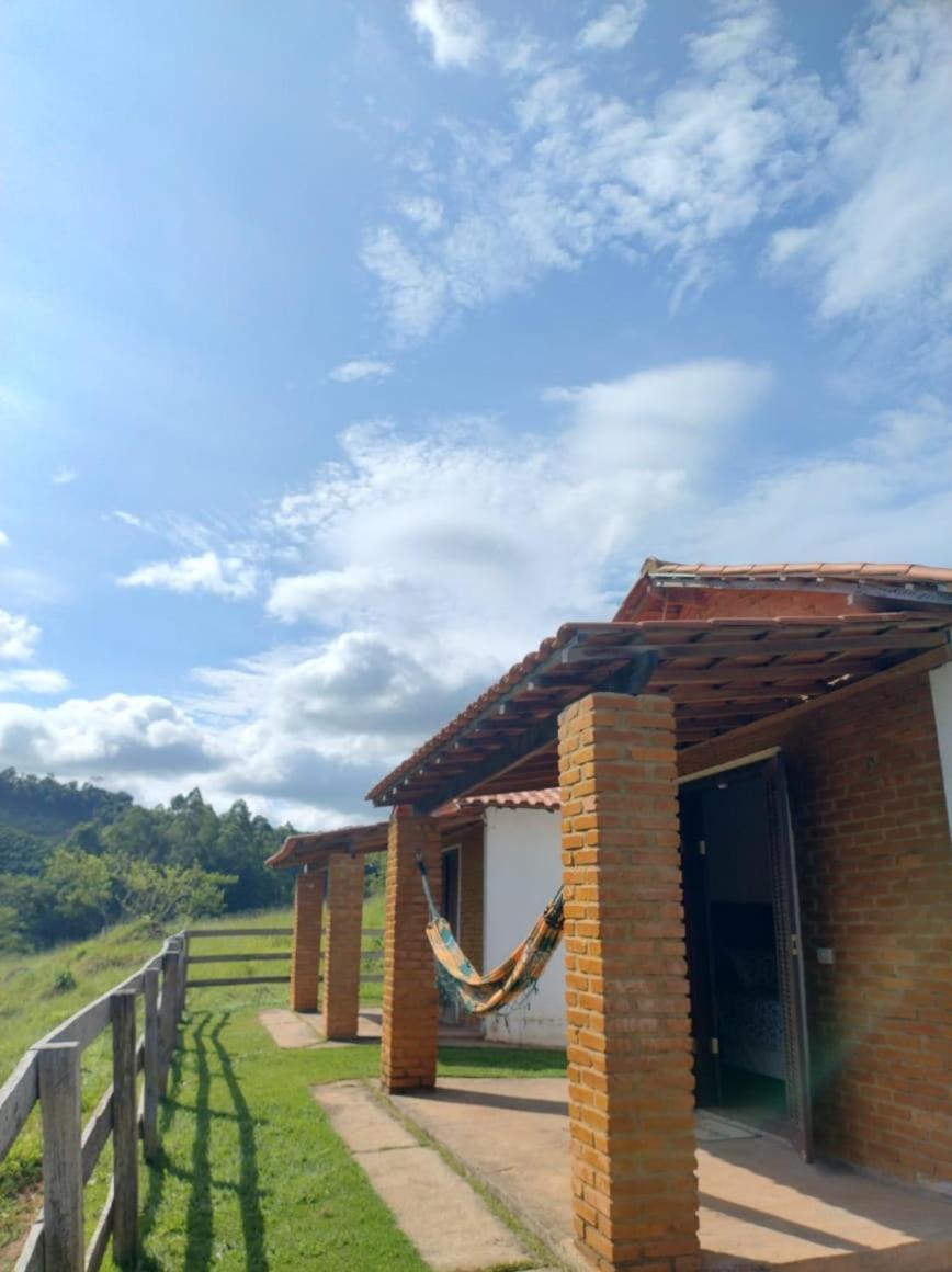Chales Cachoeira Cafundo Bueno Brandão Εξωτερικό φωτογραφία